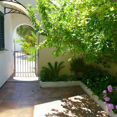 Villa Nicola
